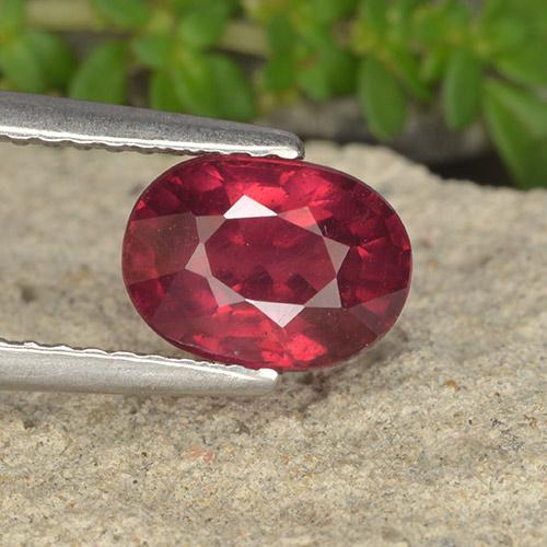 Rojo medio Rubí Gema - 1.9ct Forma ovalada (ID: 494728)