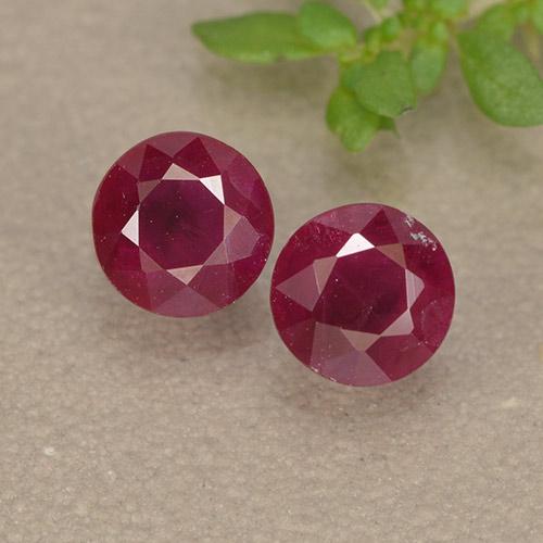 Jam Red Ruby Gem - 0.6ct Round Facet (ID: 494958)