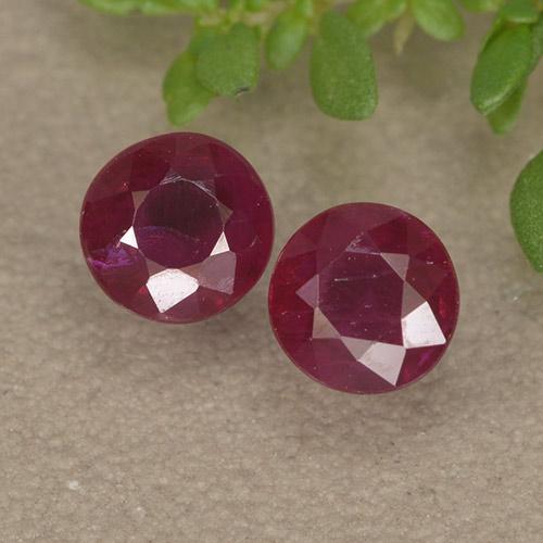 Wine Red Ruby Gem - 0.5ct Round Facet (ID: 494971)