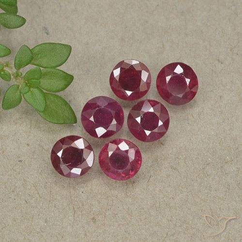1.5 ct Round Cut Ruby, 3.6 mm From Myanmar, Photo A