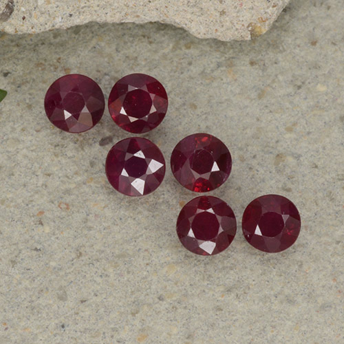 Rojo vino intenso Rubí Gema - 0.2ct Faceta Redonda (ID: 495668)