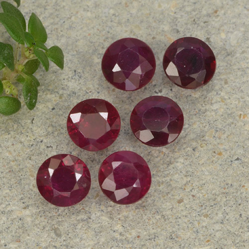 Rojo vino Rubí Gema - 0.2ct Faceta Redonda (ID: 496236)