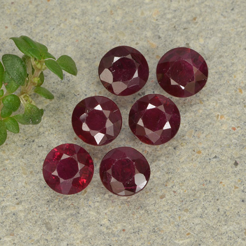 Wine Red Ruby Gem - 0.2ct Round Facet (ID: 496239)