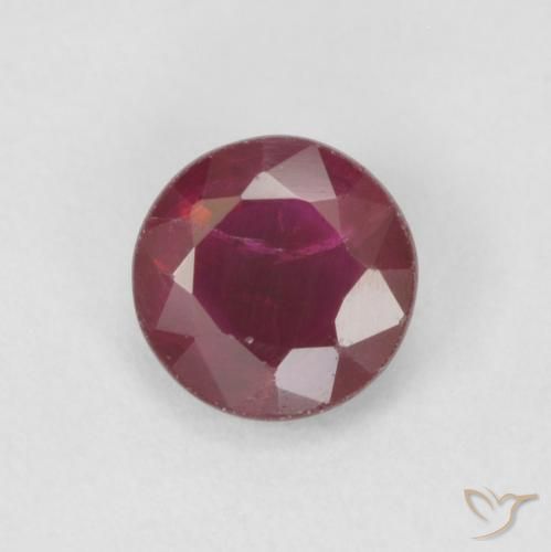 0.40ct Natural Deep Red Ruby, Round, VS-SI