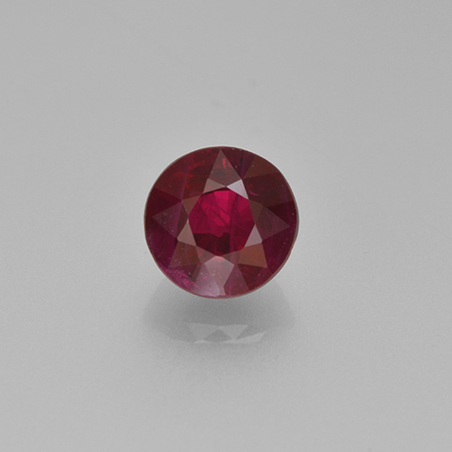 Deep Red Ruby Gem - 0.6ct Round Facet (ID: 496713)