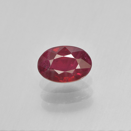 Rojo medio Rubí Gema - 0.6ct Forma ovalada (ID: 503463)