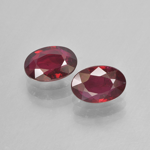 Wine Red Ruby Gem - 0.5ct Oval Facet (ID: 503470)