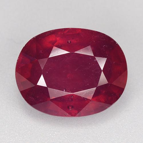 Deep Reddish Pink Rubin Edelstein - 12.5ct Oval facettiert (ID: 520253)