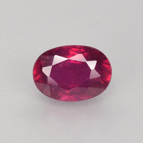 Rouge moyen-foncé Rubis gemme - 0.9ct Ovale facette (ID: 527173)