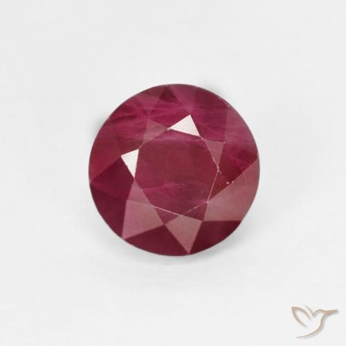 1,06 ct Rubin im Rundschliff, 5,5 mm aus Myanmar, Photo A
