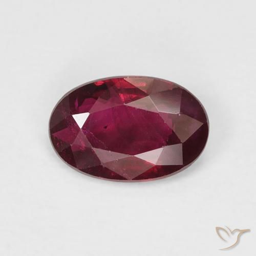 Medium Red Ruby Gem - 0.5ct Oval Facet (ID: 556593)