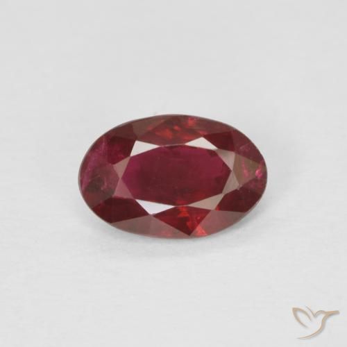 Rojo medio Rubí Gema - 0.4ct Forma ovalada (ID: 556596)
