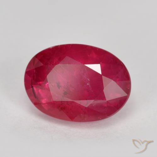 eine Rubin Synthese rot Oval 10 x 8 mm Cabochon // Rubin Synthese rot 67 