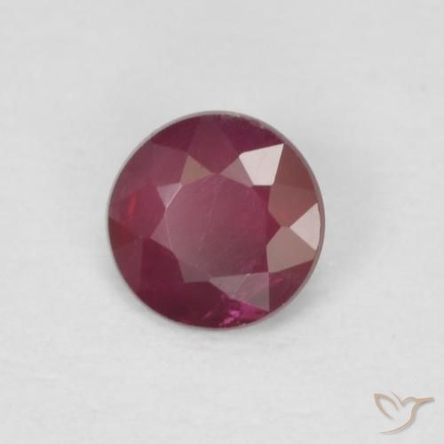 0.25ct Natural Dark Red Ruby, Round, VS