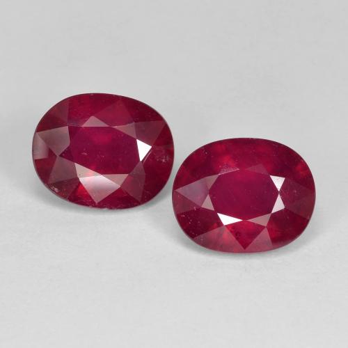 Blood Red Rubino Gem - 3.9ct Ovale sfaccettato (ID: 617884)
