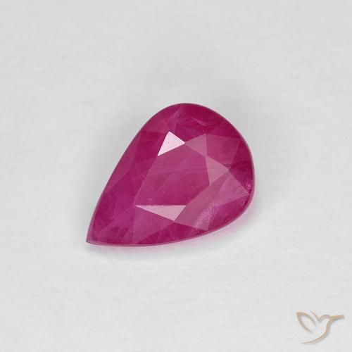 0,86 ct Rubin im Birnenschliff, 7,2 x 5,1 mm aus Myanmar, Photo A
