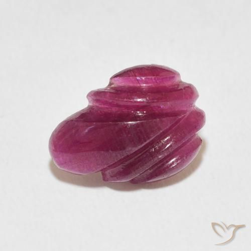 2.88 ct Carved Ruby, 11.1 x 8.2 mm From Madagascar, Photo A