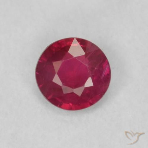 0.19ct Natural Deep Crimson Ruby, Round, VS