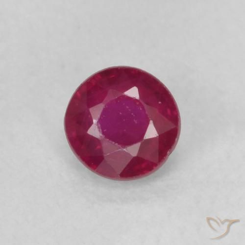 0.22ct Natural Deep Red Ruby, Round, VS-SI