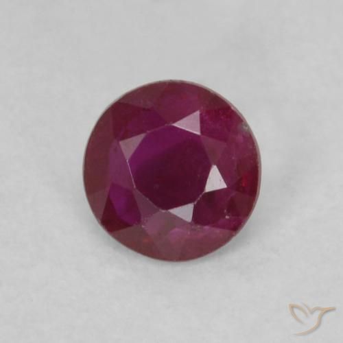0.14ct Natural Deep Red Ruby, Round, VS