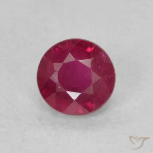 0.23ct Natural Deep Red Ruby, Round, VS-SI
