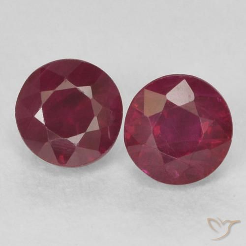 0.72 ctw Red Ruby Stones, Natural Ruby in Round Facet Shape for Sale