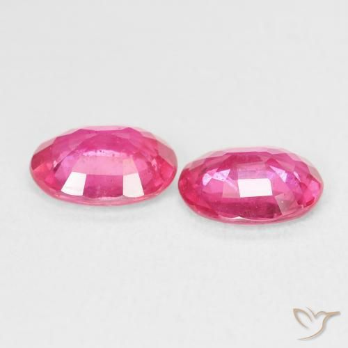 Ruby Gemstones in 8 x 6 mm (calibrated) Size for Sale, Ruby Stones in Deep Magenta Color