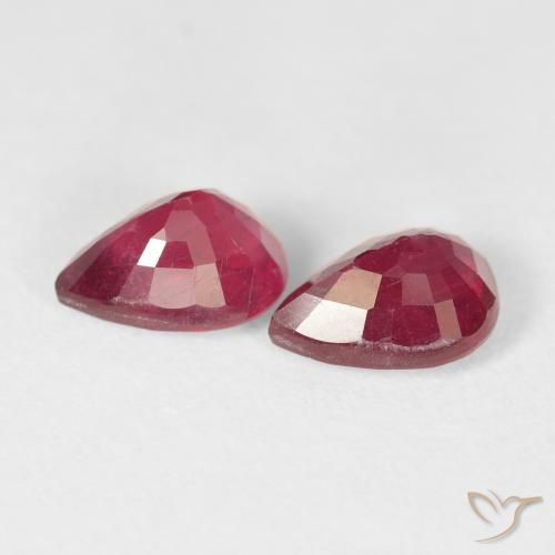 Ruby Gemstones in 8 x 6 mm (calibrated) Size for Sale, Ruby Stones in Medium Red Color
