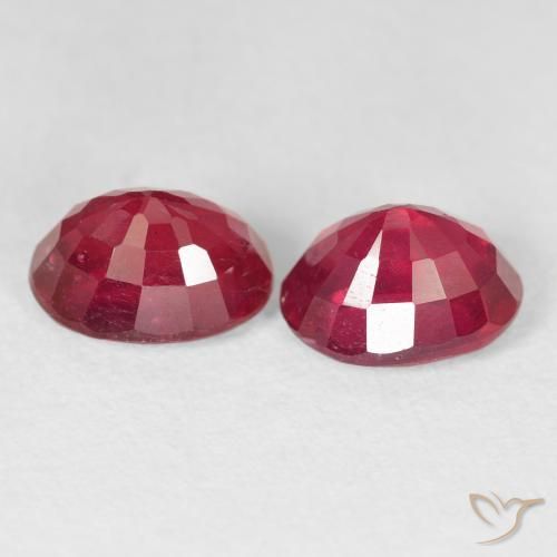 Ruby Gemstones in 8 x 6 mm (calibrated) Size for Sale, Ruby Stones in Deep Crimson Color