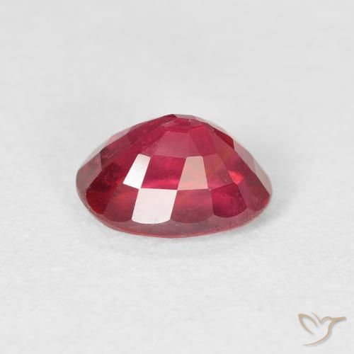 Ruby Gemstone in 7.9 x 5.6 mm Size for Sale, Ruby Stone in Jam Red Color