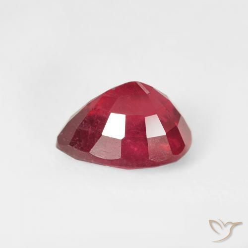 Ruby Gemstone in 8 x 6 mm (calibrated) Size for Sale, Ruby Stone in Jam Red Color