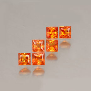1.33 ct Orange Sapphire Gemstone, Sapphire Gem in Princess-Cut Shape for Sale.