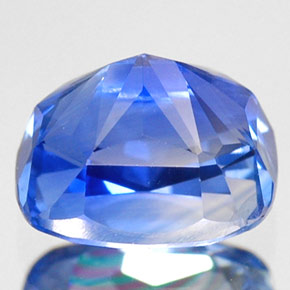 Sapphire Gemstone in 7.1 x 5.6 mm Size for Sale, Sapphire Stone in Cornflower Blue Color
