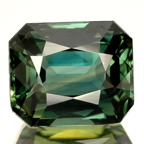 3.03 ct Green Sapphire Gemstone, Sapphire Gem in Octagon / Scissor Cut Shape for Sale.