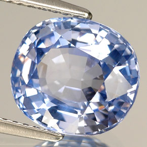 5.17 ct Blue Sapphire Stone, Natural Sapphire in Cushion-Cut Shape for Sale