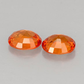 Sapphire Gemstone in 5.8 x 4.8 mm Size for Sale, Sapphire Stone in Mandarin Orange Color