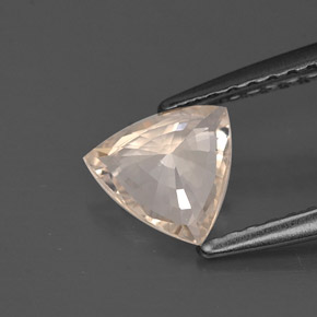 Sapphire Gemstone in 6 x 6 mm (calibrated) Size for Sale, Sapphire Stone in Light Orange Color