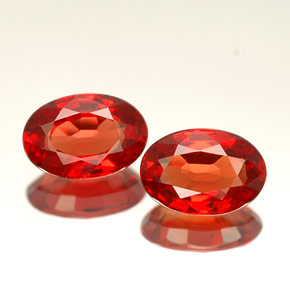 1.24 ct Orange Sapphire Gemstone, Sapphire Gem in Oval Facet Shape for Sale.