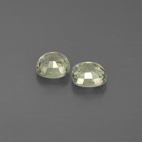 Sapphire Gemstone in 4.3 x 4.2 mm Size for Sale, Sapphire Stone in Green Color