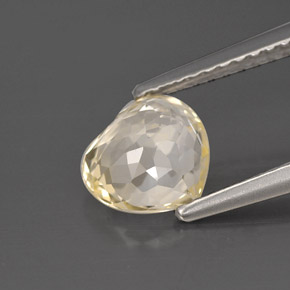 Sapphire Gemstone in 7.2 x 6.4 mm Size for Sale, Sapphire Stone in Light Yellow Color