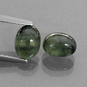 2.66 ct Green Sapphire Stone, Natural Sapphire in Oval Cabochon Shape for Sale