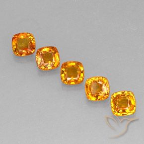 3,42 ct gelber Saphir, 4,5 x 4,5 mm Kissenschliff aus Tansania, Photo A