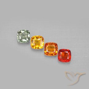 Lote de 4 piezas de Zafiro Multicolor Forma Cojín de Tanzania - Peso 2,2 ct en total / promedio. 0,55 ct cada uno, Tamaño 4,5 x 4,4mm, Color: Multicolor, Dureza Mohs 9 Adecuado para joyas de uso diario, Piedra natal de abril tradicional, Photo A