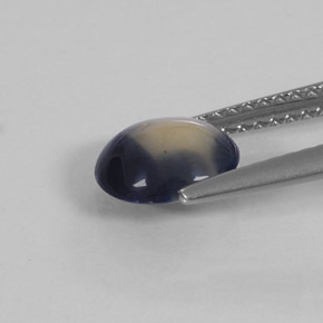 Sapphire Gemstone in 7.6 x 6.6 mm Size for Sale, Sapphire Stone in Bi-color Color
