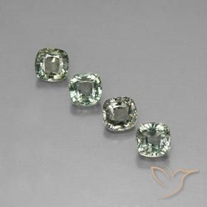 Medium Green-Grey Zaffiro Gem - 0.6ct Taglio a cuscino (ID: 318538)