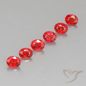 Rojo claro Zafiro Gema - 0.3ct Forma ovalada (ID: 324581)