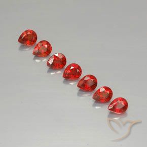 Rojo claro Zafiro Gema - 0.3ct Corte en forma de pera (ID: 325036)