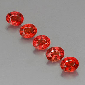 Rojo claro Zafiro Gema - 0.4ct Forma ovalada (ID: 325071)