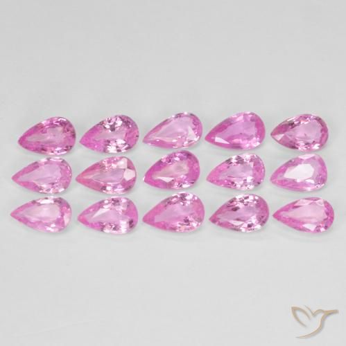Set aus 15 Stück birnenschliff Saphir in rosa Farbe aus Madagaskar - Größe 4,9 x 3mm, Gewicht 3,77 ct gesamt / Durchschn. je 0,25 ct, Farbe: Tiefes Magenta, Mohs-Härte 9 Geeignet für den täglichen Gebrauch im Schmuck, Geburtsstein für September, Photo A