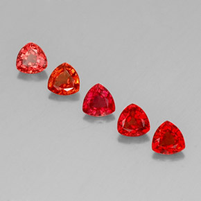 Fire Red Saphir Edelstein - 0.4ct Trillantschliff (ID: 330725)